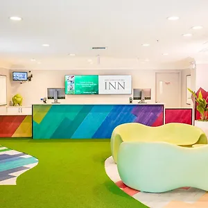 https://west-edmonton-mall-inn.edmonton-hotels.net