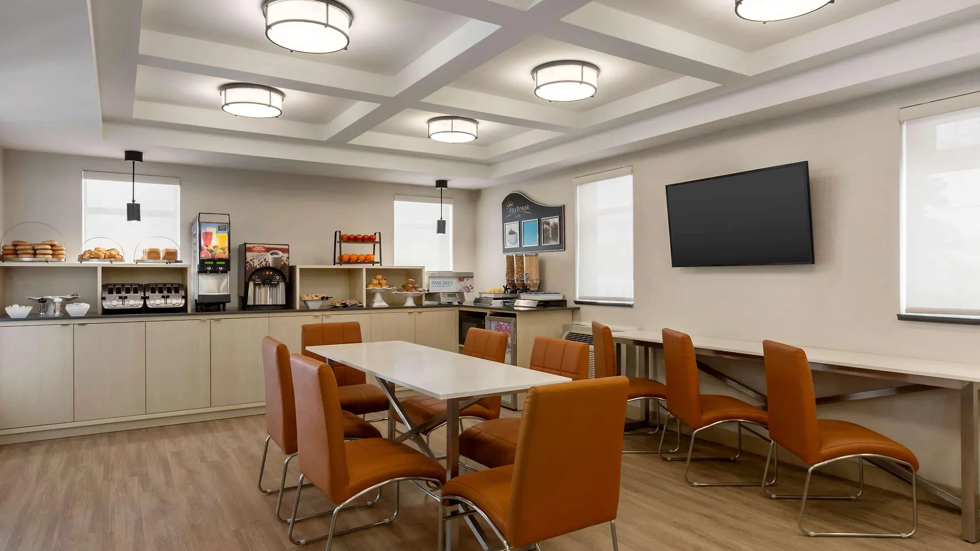 Days Inn By Wyndham Toronto West Mississauga