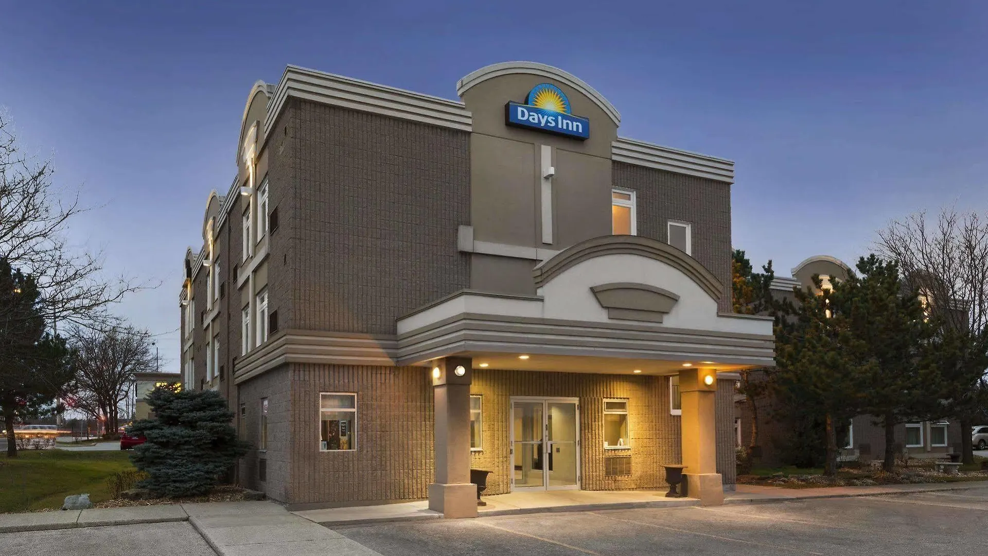 Days Inn By Wyndham Toronto West Mississauga Hotel